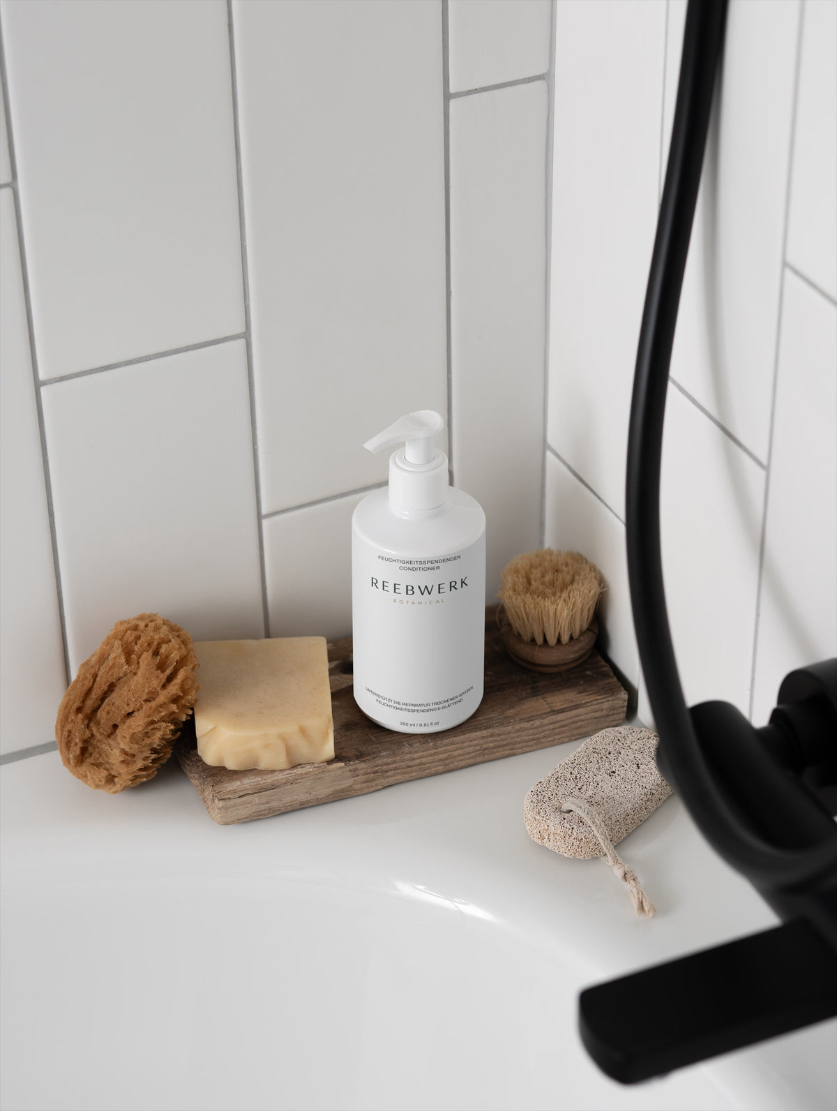 Feuchtigkeitsspendender Conditioner mit Arganöl für trockene Haarspitzen vegan